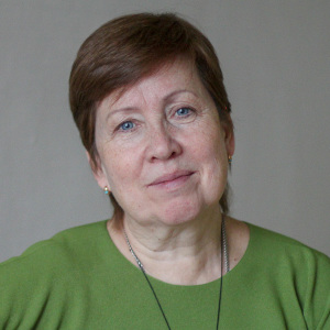 Natalia E. Kharlamenkova
