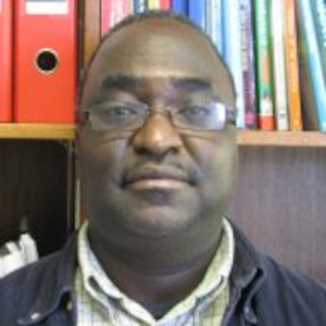 Мутиви Азвихангвиси Эдвард